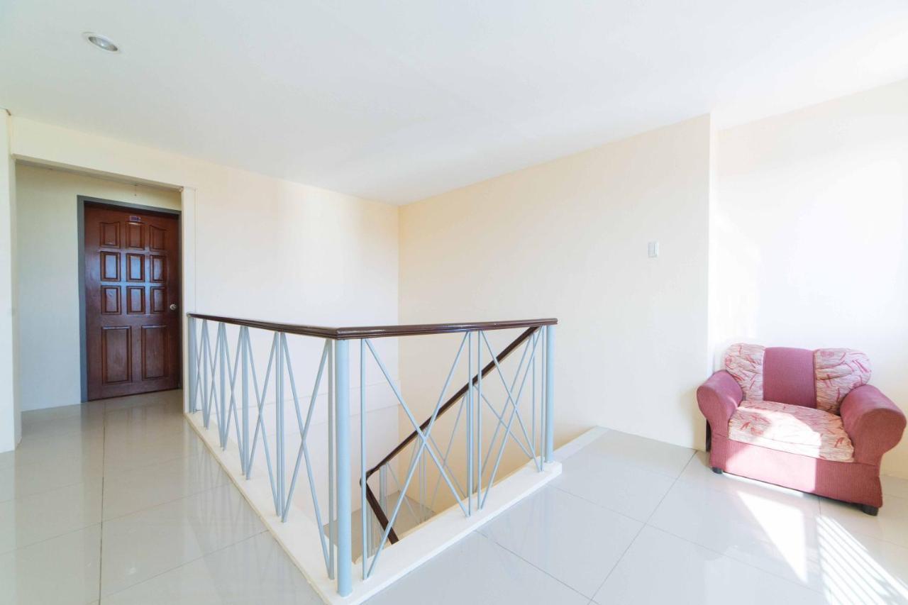 Reddoorz Near Davao International Airport Hotel Exterior photo
