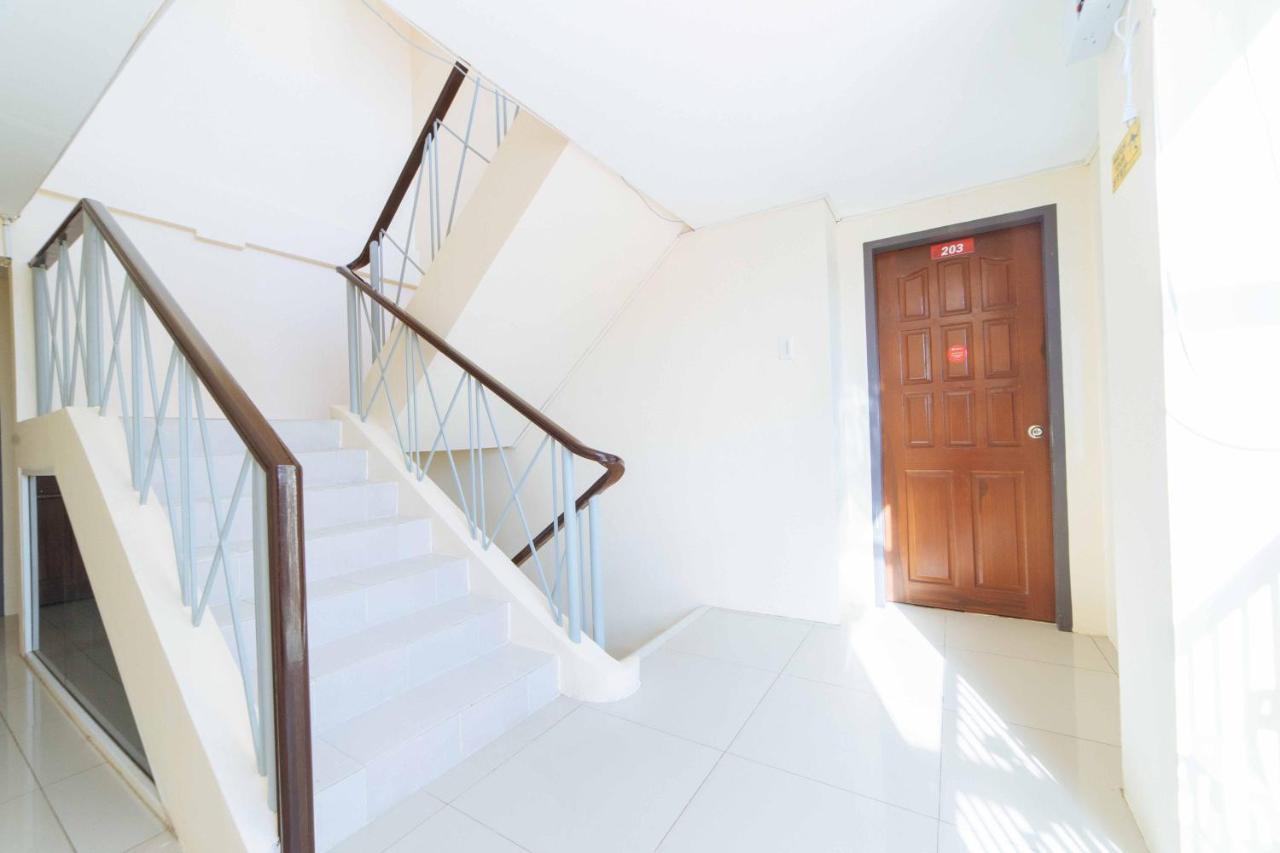 Reddoorz Near Davao International Airport Hotel Exterior photo