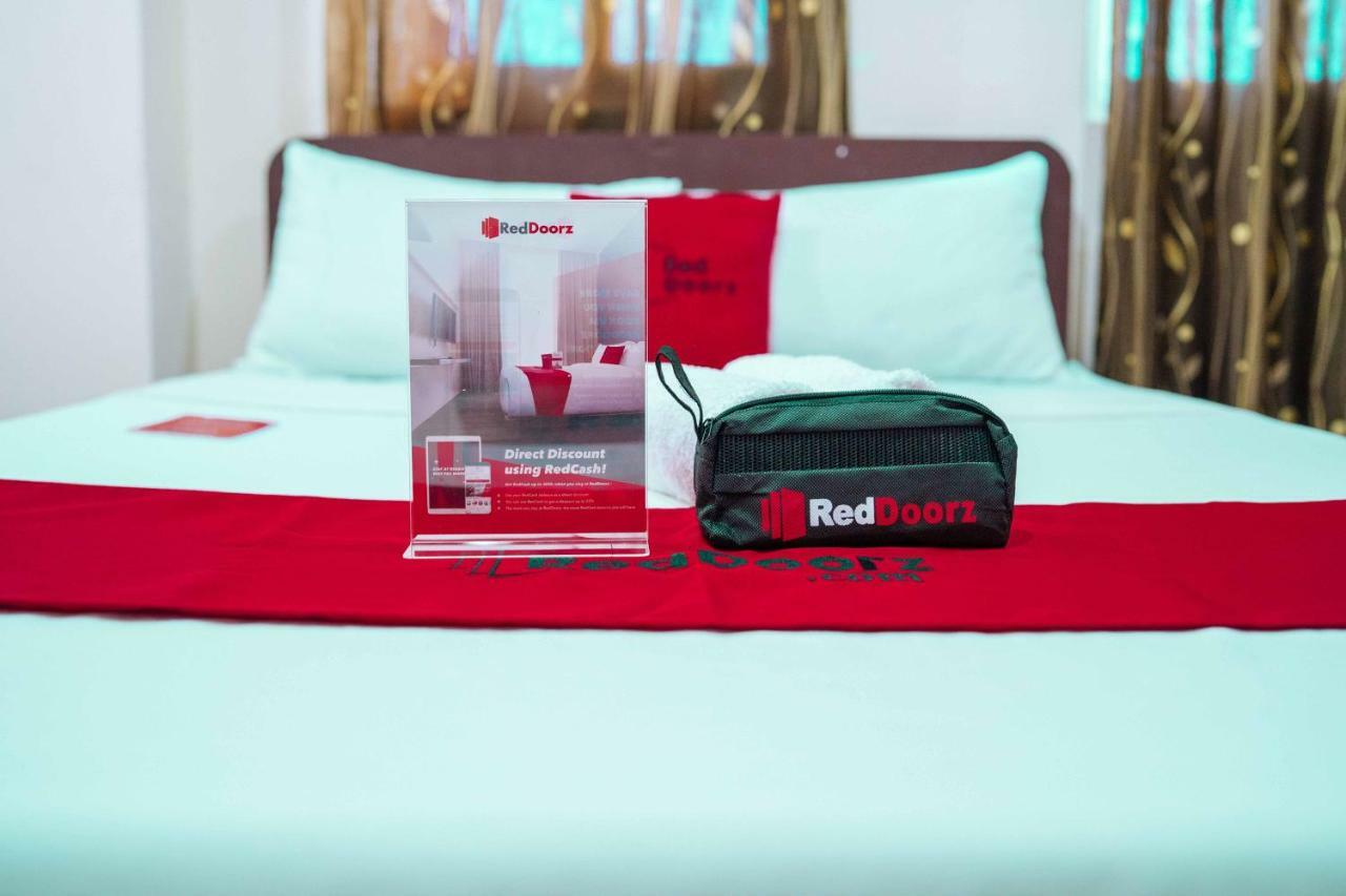 Reddoorz Near Davao International Airport Hotel Exterior photo